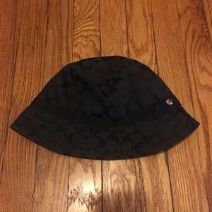 COACH Bucket Hat (M/L)- Black